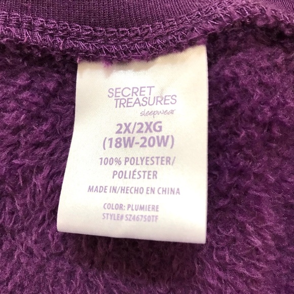 NWOT Women’s Secret Treasures Pajama Top - Picture 3 of 3